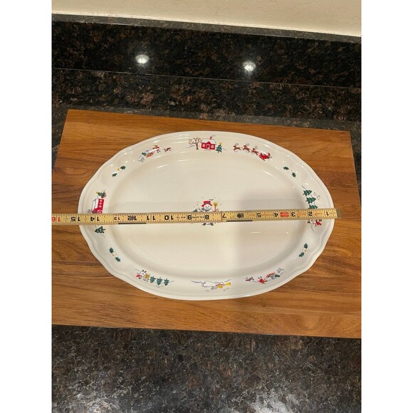 Pfaltzgraff Snow Village Oval Serving Platter - Picture 5 of 7